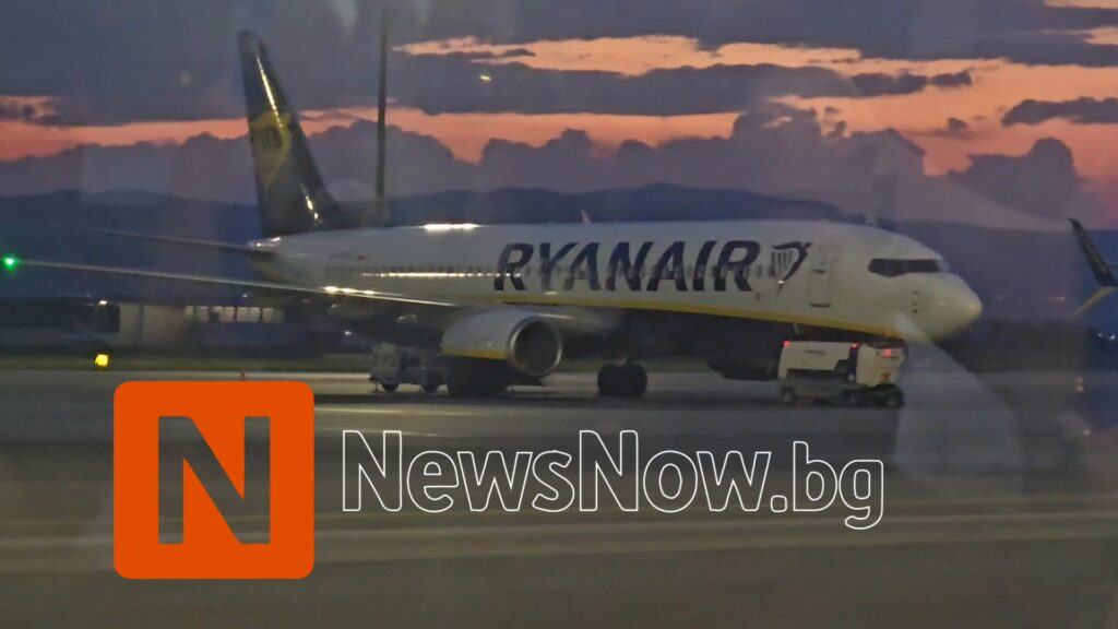 Прозорец на самолет на Ryanair се счупил във въздуха при полет от Солун до Меминген