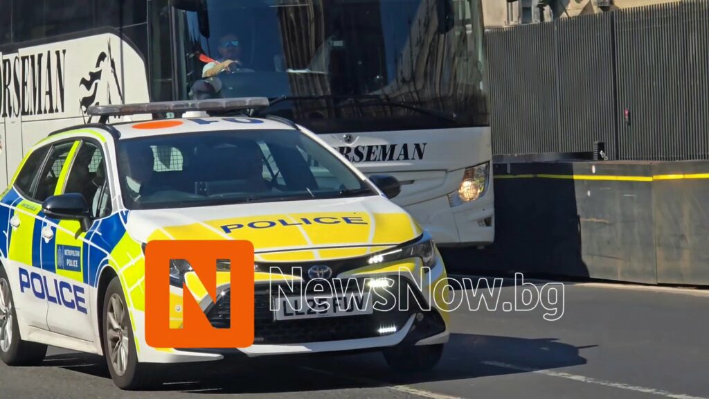 NewsNow.bg: Вижте как изглеждат автомобилите на полицията, пожарната и Бърза помощ в централен Лондон