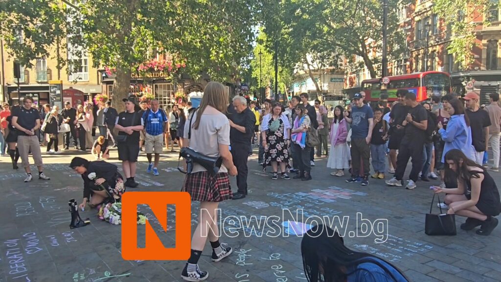 Транс общността се събра в централен Лондон в памет на жертвата на жестоко убийство