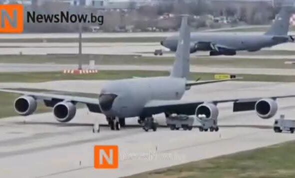 84385