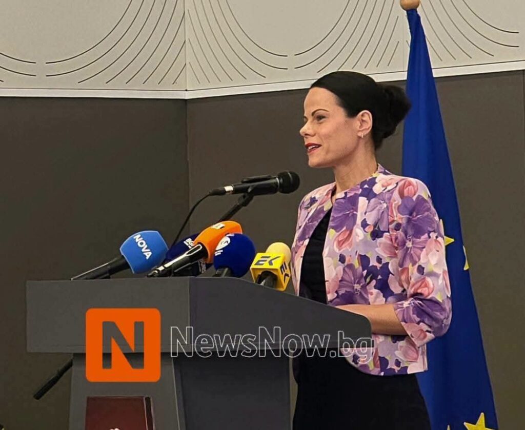 Катя Ивкова ограничи заплатите на директорите на държавните болници