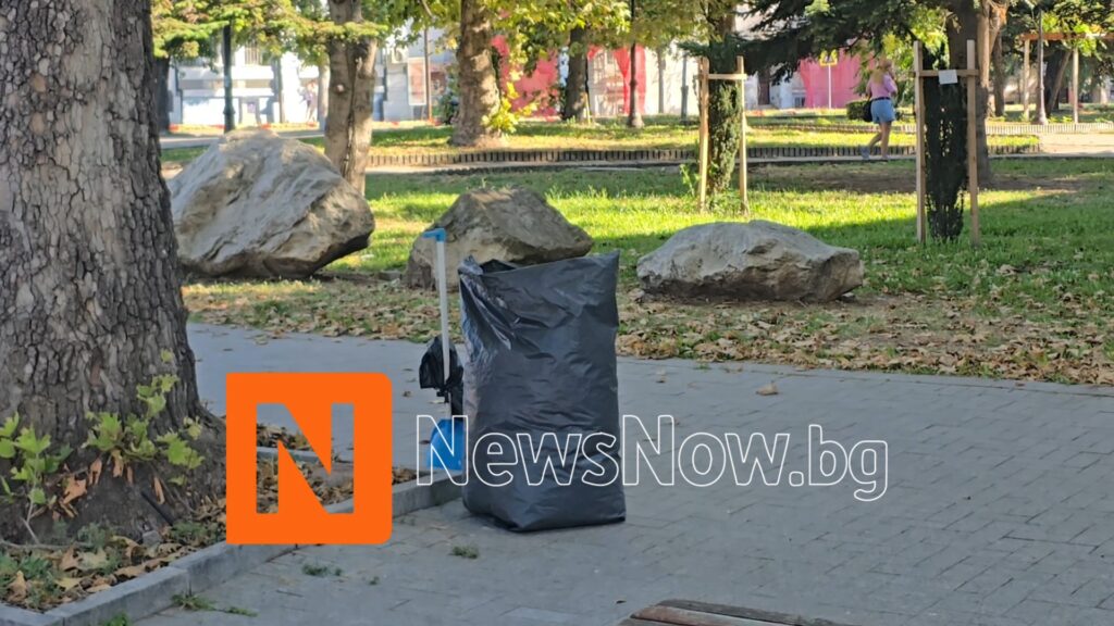XXI век, а Варна още мете с метли