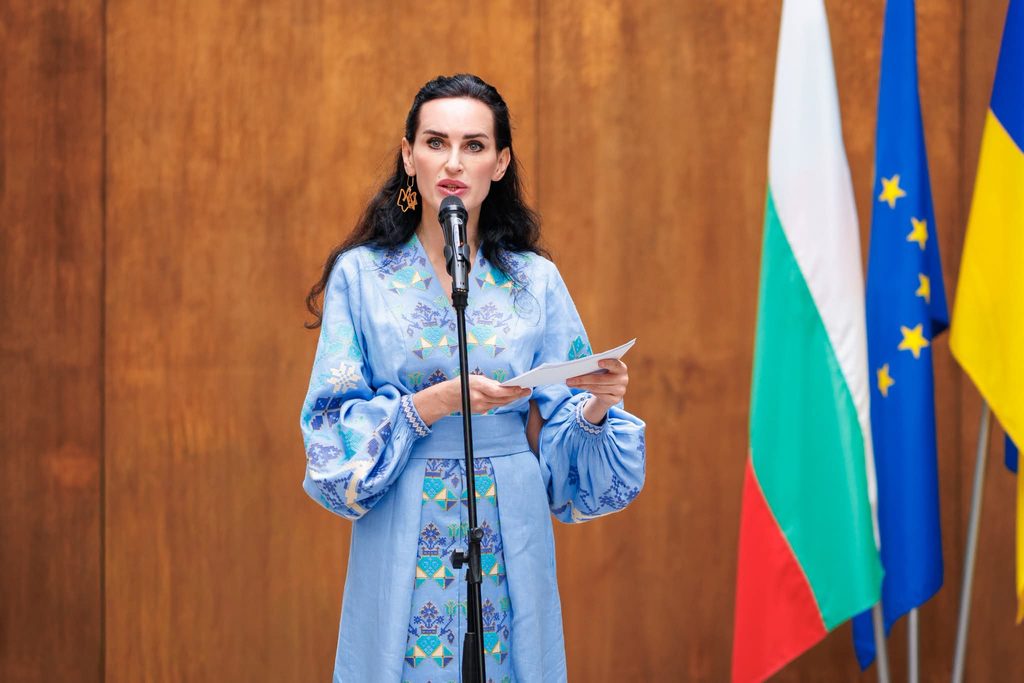 35 години независимост на Украйна: Фотоизложбата „Несломимите: светлината в мрака“ бе открита в София