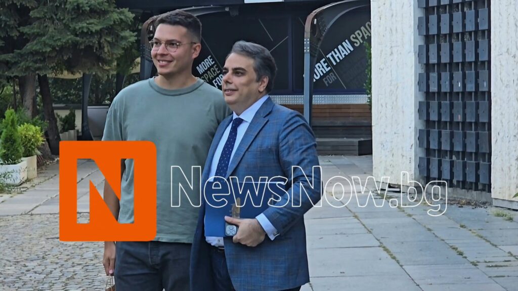 Асен Василев пред NewsNow.bg: Президентът трябва да отговаря на въпросите на обществото, а не на мен