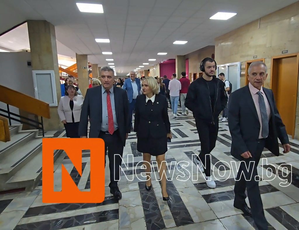 УНСС откри новата академична 2026/2027 година с над 5400 първокурсници 