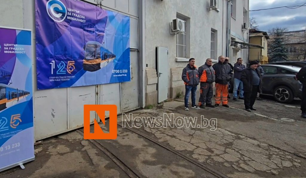Жител сигнализира за системни закъснения на автобус 111: „Колко още трябва да чакаме“