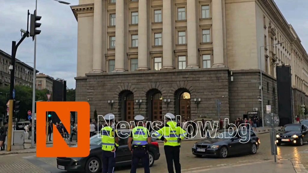 Пътната безопасност е национален приоритет, заяви министър Георги Пеев