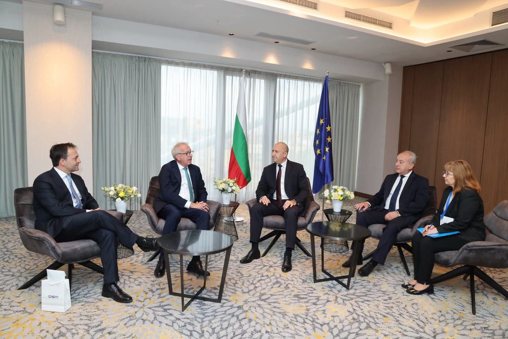 Румен Радев открива конференция за членството на България в Европейския механизъм за стабилност