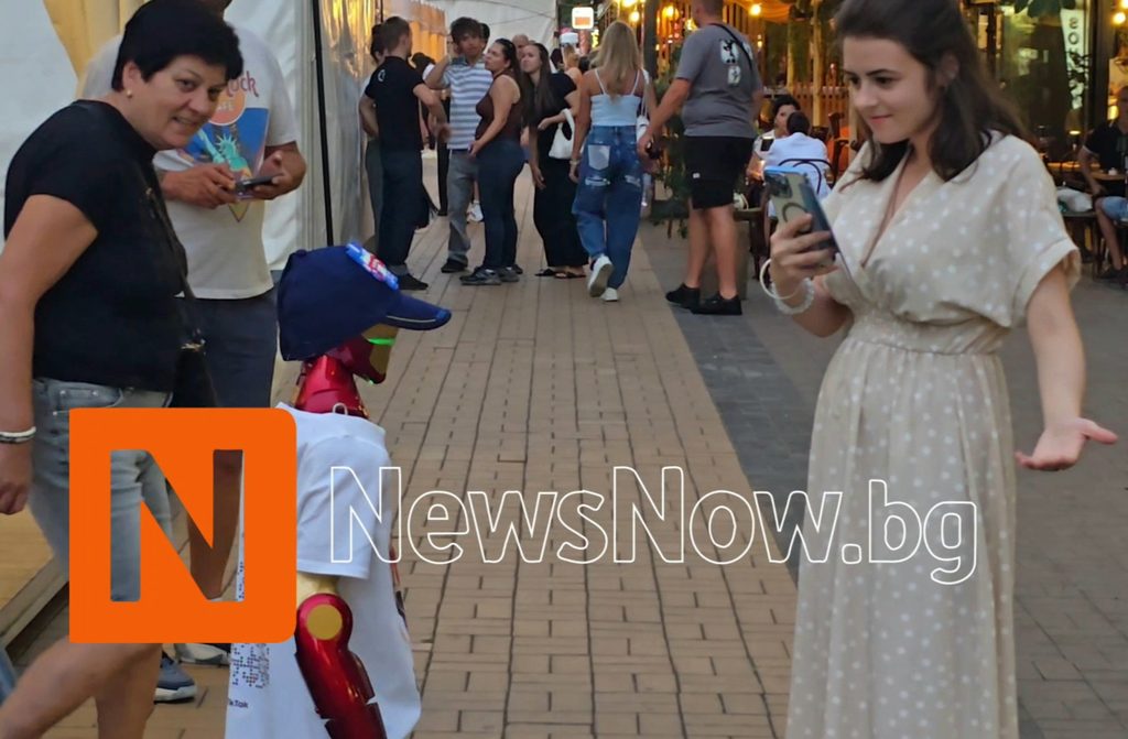 Робот завладя центъра на София! IRONBOT се превърна в новата градска атракция