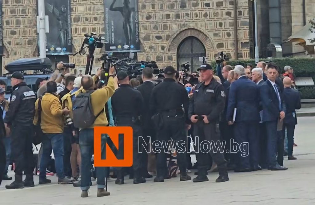 Румен Радев: Няма непосредствена заплаха за националната сигурност, но има рискове